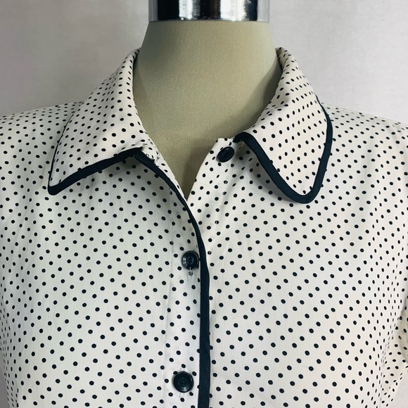 Reitmans white and black polka dots top Sise M - Picture 5 of 6
